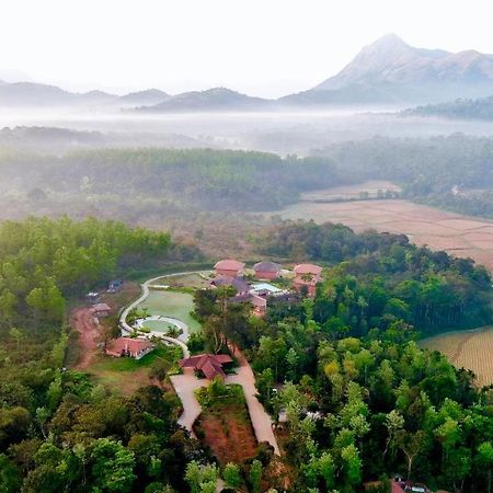 Machaan Plantation Resort, Саклешпур Экстерьер фото