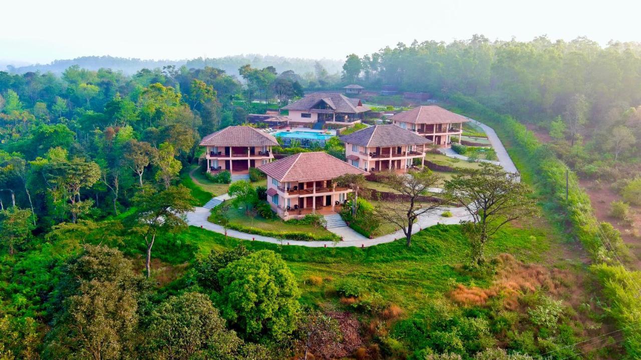 Machaan Plantation Resort, Саклешпур Экстерьер фото