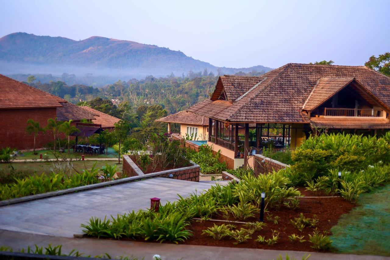 Machaan Plantation Resort, Саклешпур Экстерьер фото