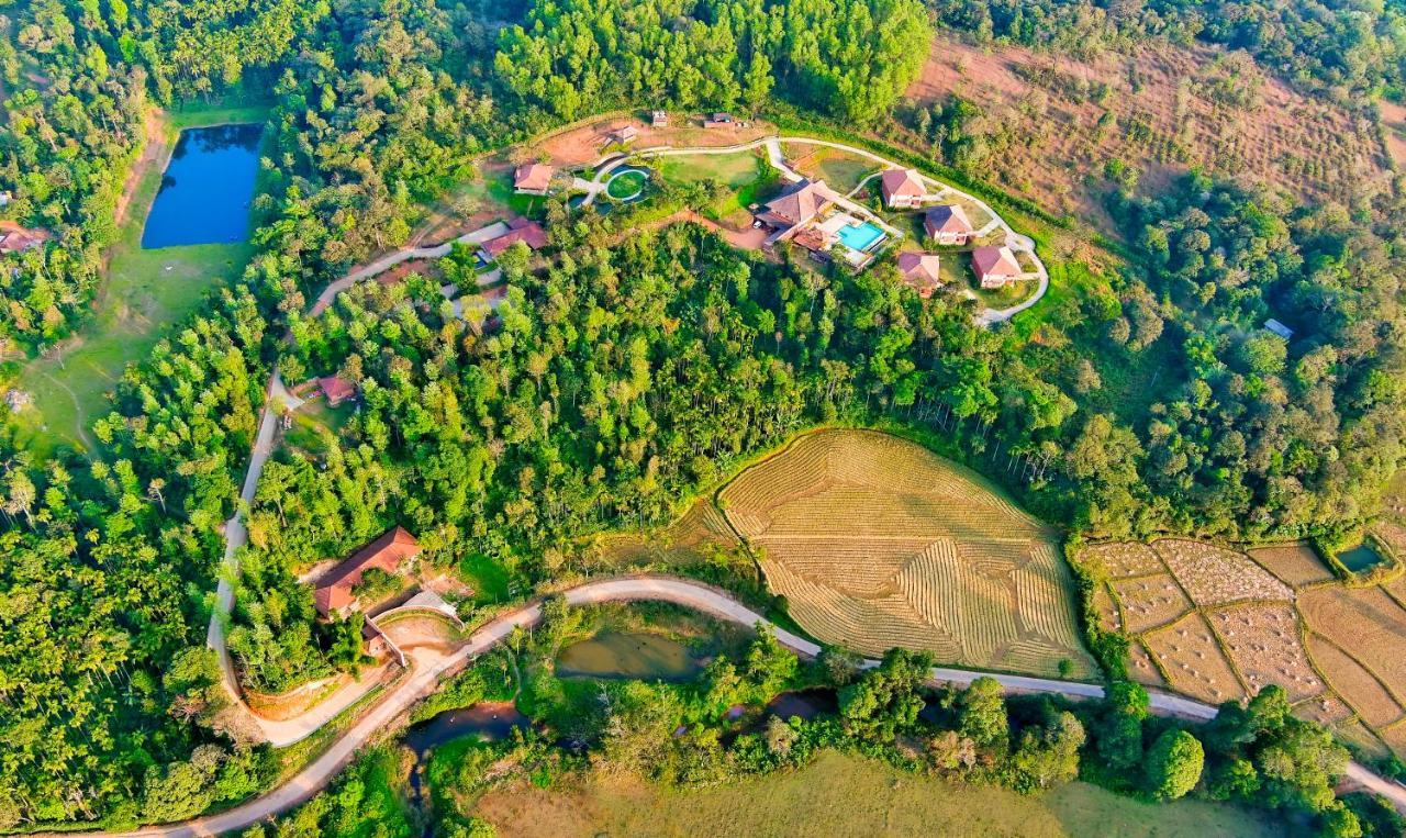 Machaan Plantation Resort, Саклешпур Экстерьер фото