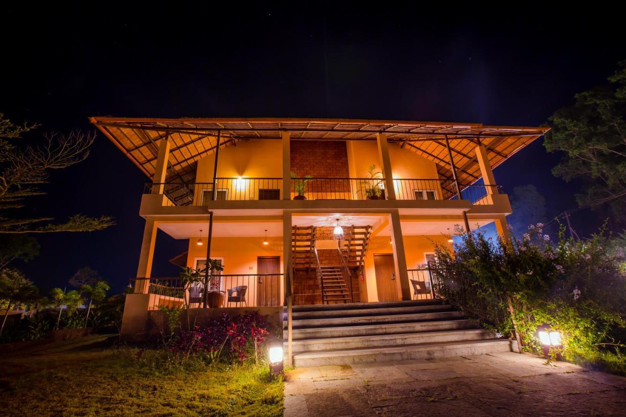 Machaan Plantation Resort, Саклешпур Экстерьер фото