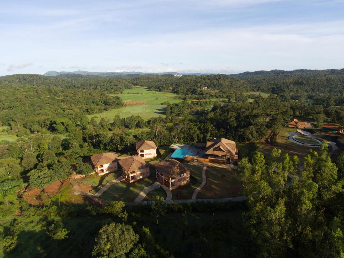 Machaan Plantation Resort, Саклешпур Экстерьер фото