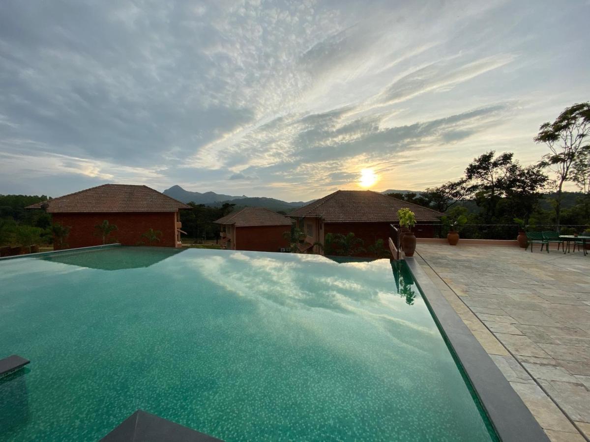 Machaan Plantation Resort, Саклешпур Экстерьер фото