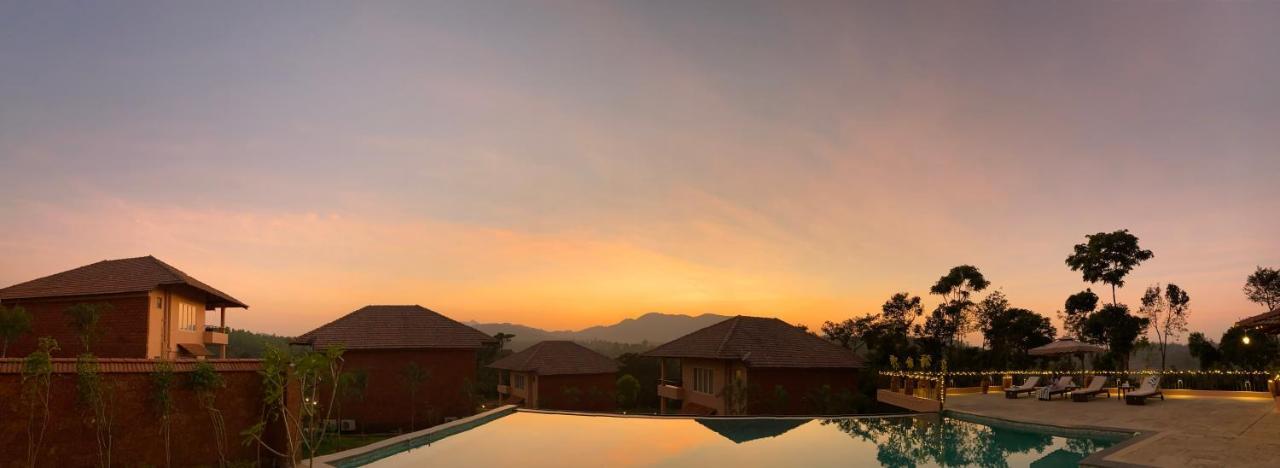 Machaan Plantation Resort, Саклешпур Экстерьер фото